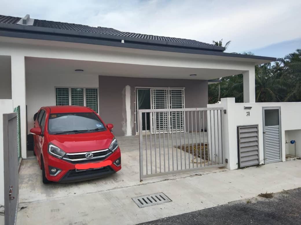 Holiday home Abah Staycation